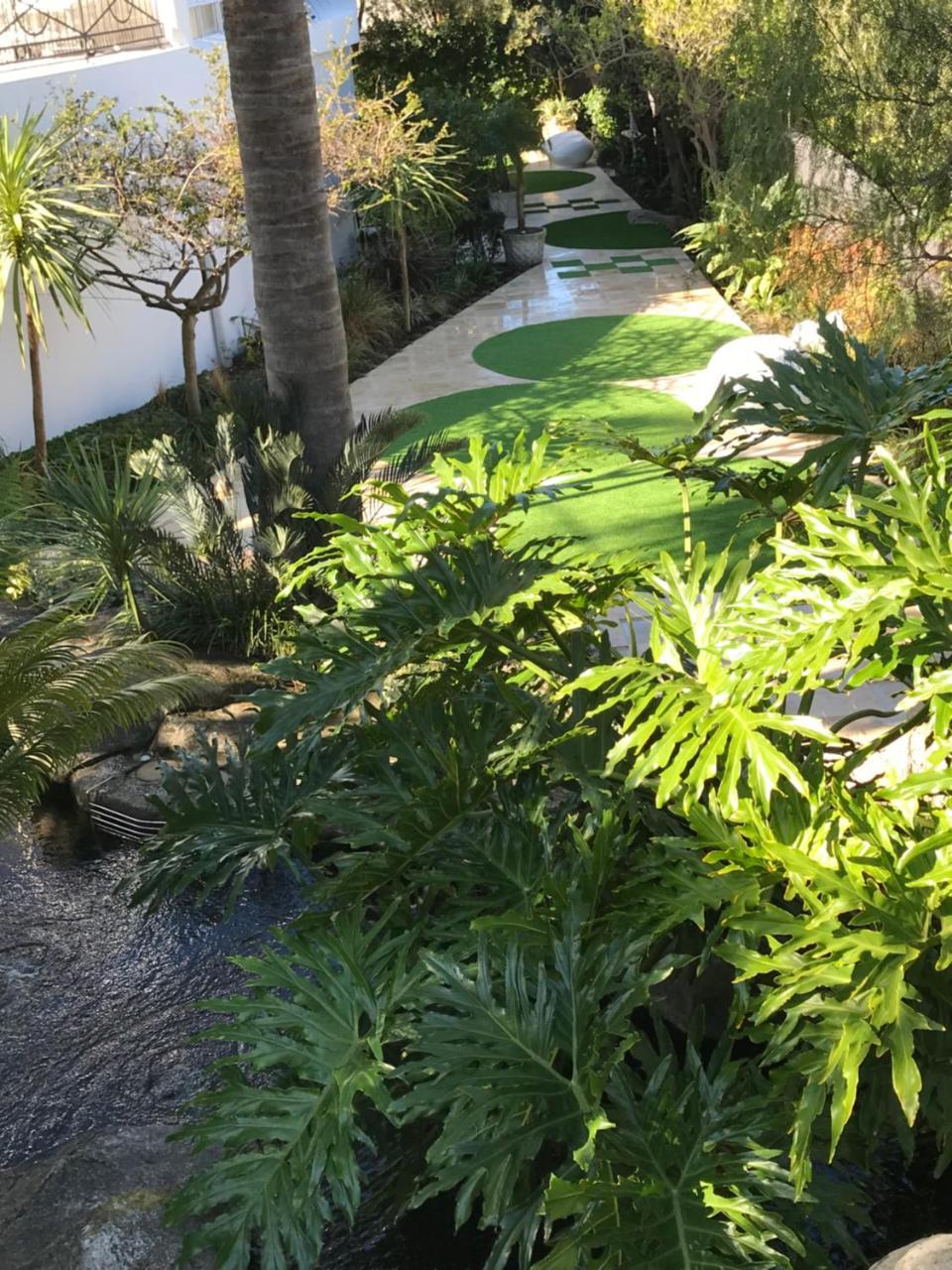 Francolin Manor Bed & Breakfast Hermanus Bagian luar foto