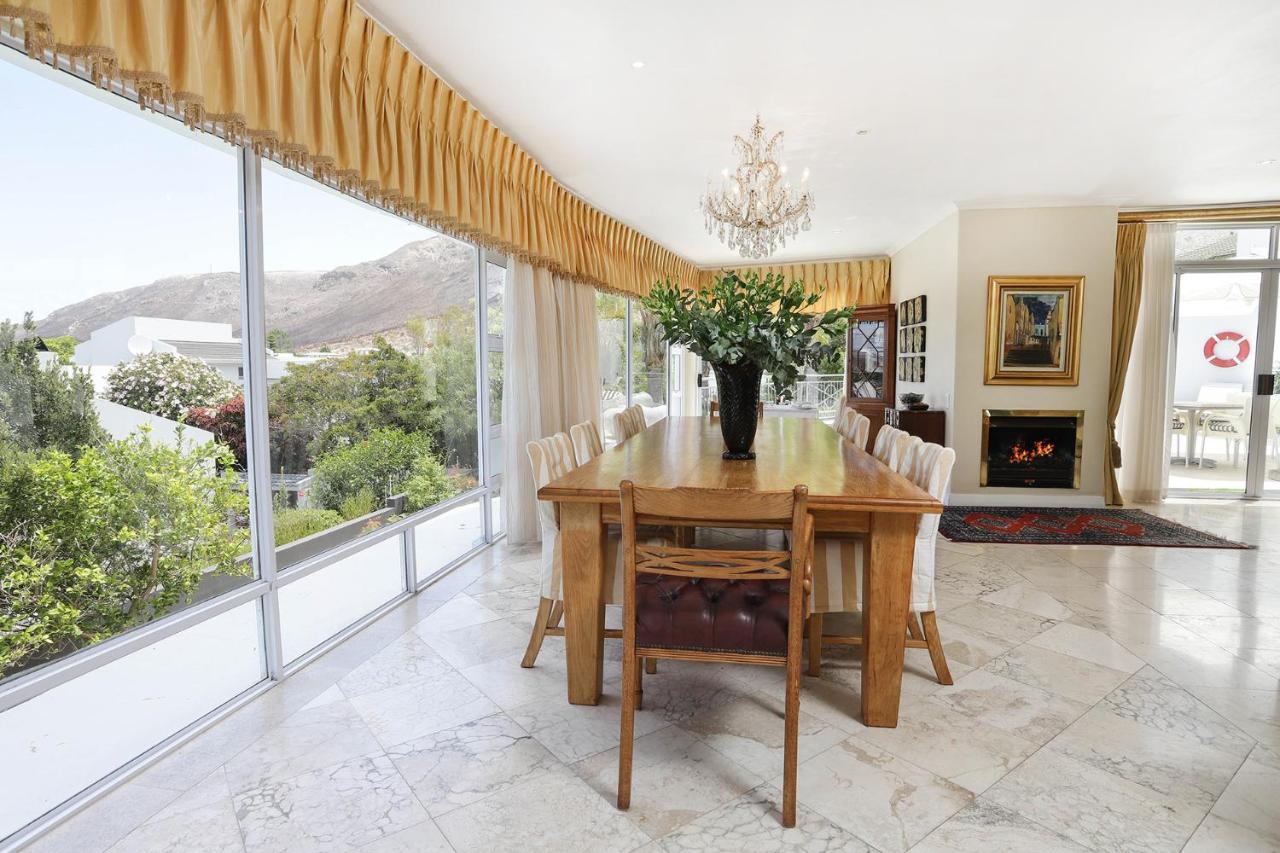 Francolin Manor Bed & Breakfast Hermanus Bagian luar foto